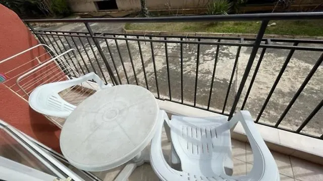 Afrodita I 108 Sunny